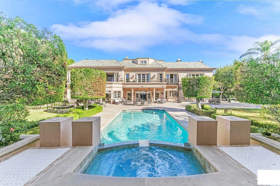 Beverly Hills Estate Mansion in Beverly Hills, California