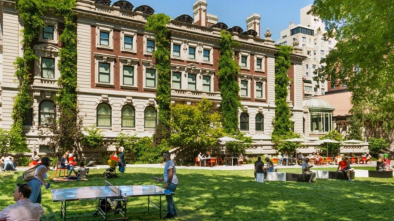 The 4 Best Restaurants Near Central Park to Try This Summer