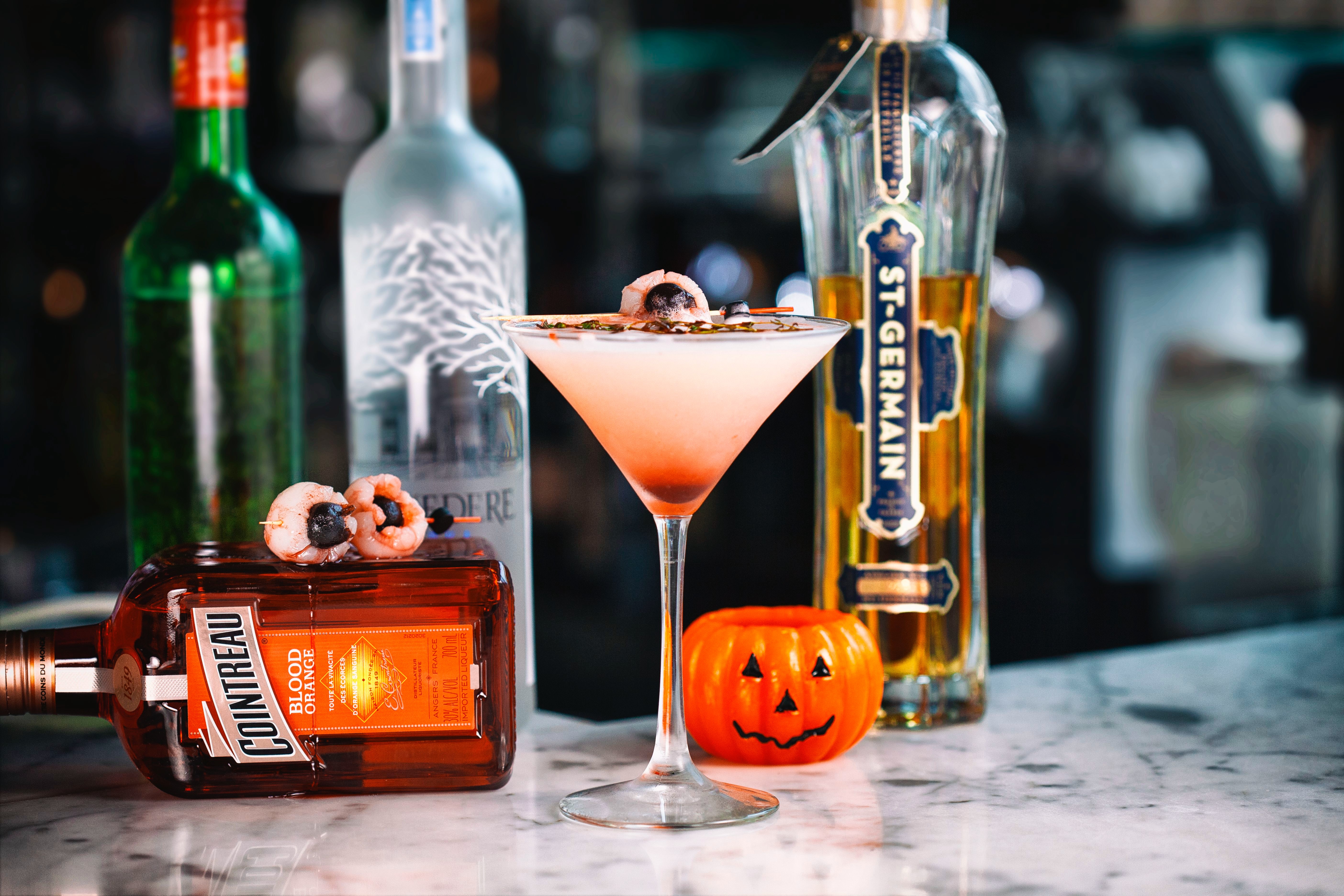 5 Scary Halloween Cocktail Recipes