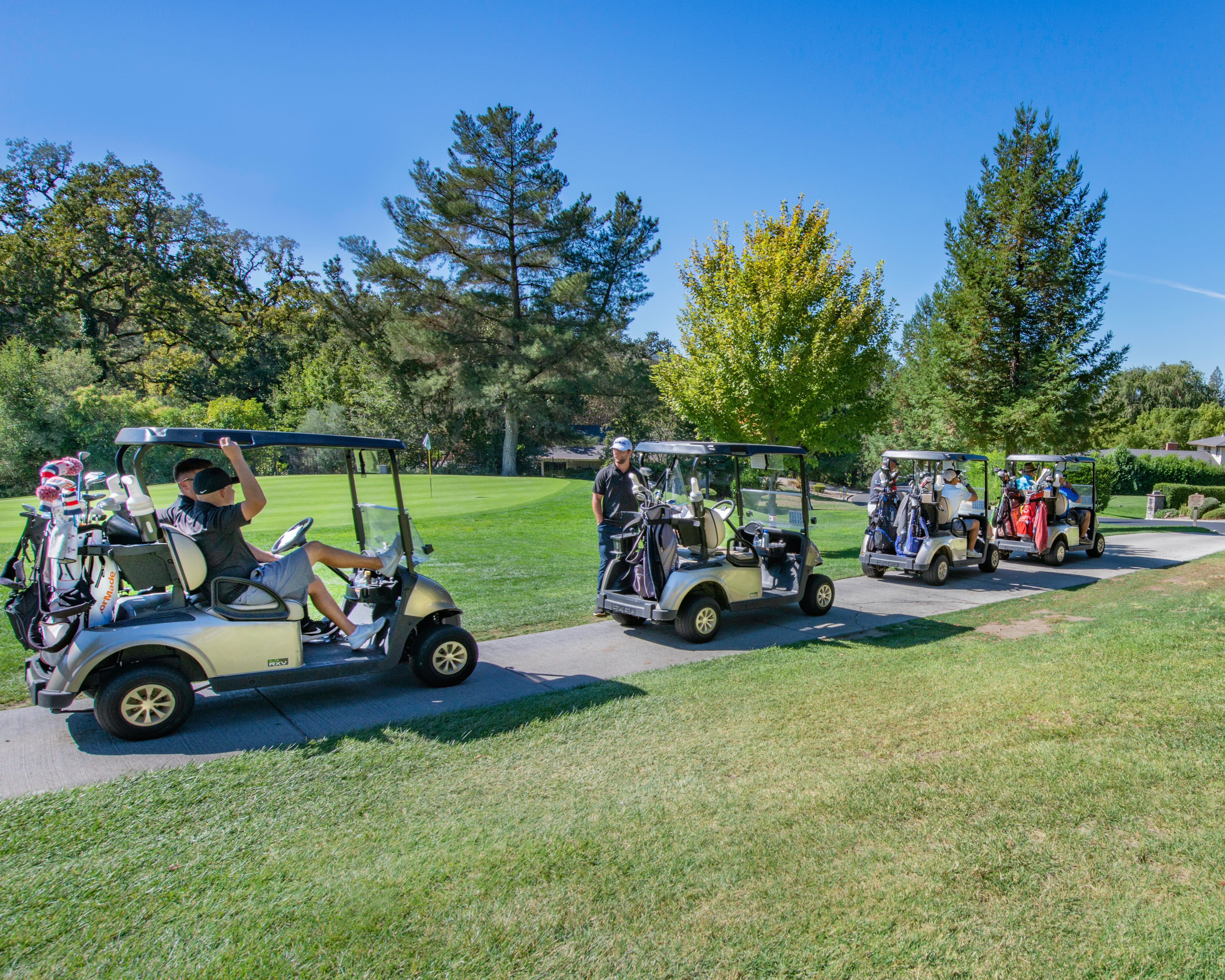 How to Organize a Corporate Golf Tournament